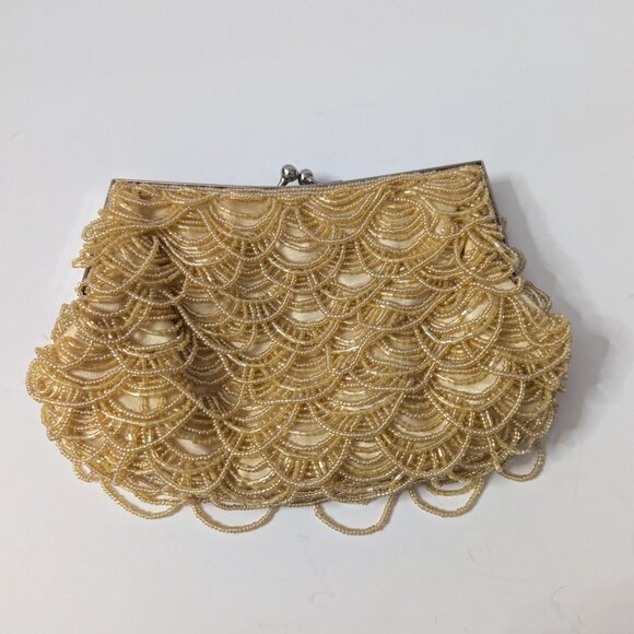 Excellent condition vintage 1960s gold scalloped beaded purse - Picture 4 of 16